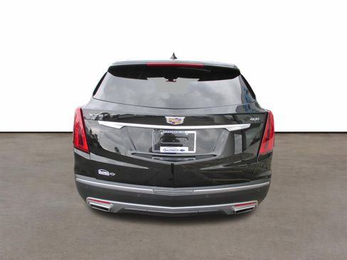 Used 2020 Cadillac XT5 Premium Luxury FWD image 6