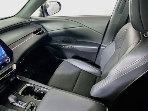 Used 2025 Lexus RX 350 F Sport w/ Accessory Package (K3) image 23