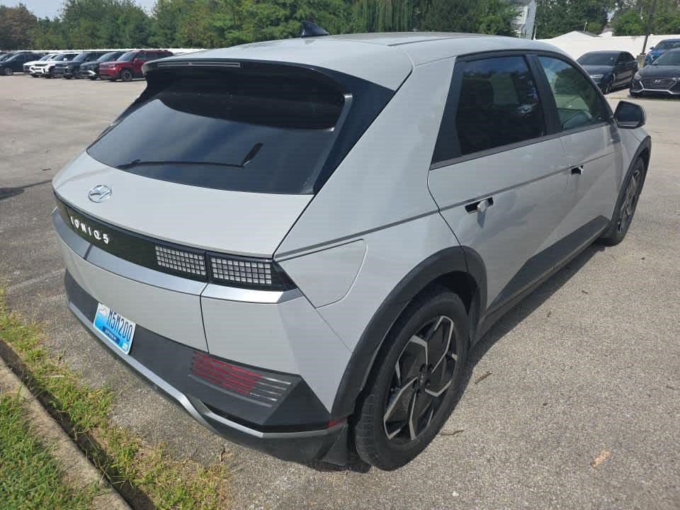Used 2024 Hyundai Ioniq 5 SEL AWD/4WD image 9