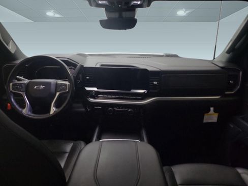 Used 2024 Chevrolet Silverado 3500 LTZ w/ LTZ Plus Package AWD/4WD image 12