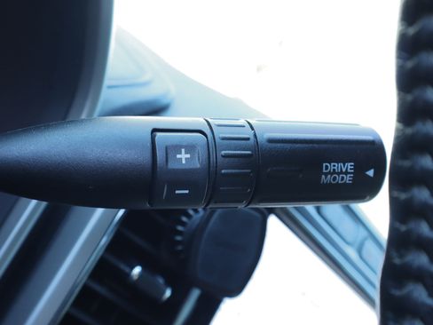 Used 2022 Ford F250 Lariat w/ Black Appearance Package image 20