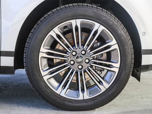 Certified 2025 Land Rover Range Rover Evoque S image 9