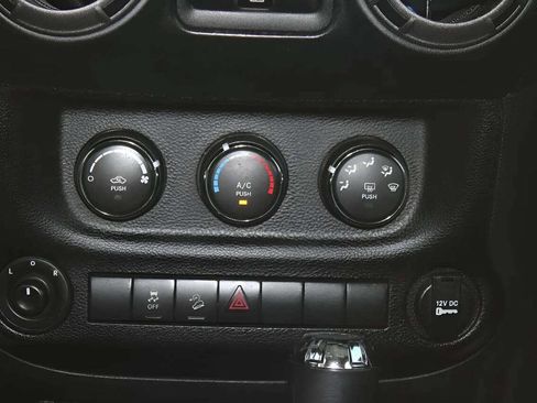 Used 2017 Jeep Wrangler Unlimited Sport w/ Quick Order Package 24S image 26