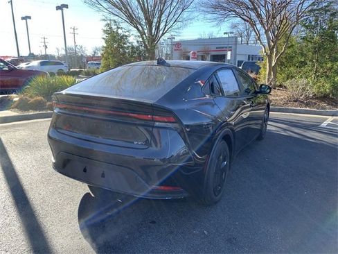 New 2026 Toyota Prius LE image 8