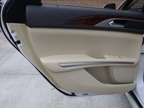 Used 2014 Lincoln MKZ w/ Equipment Group 102A Reserve image 18