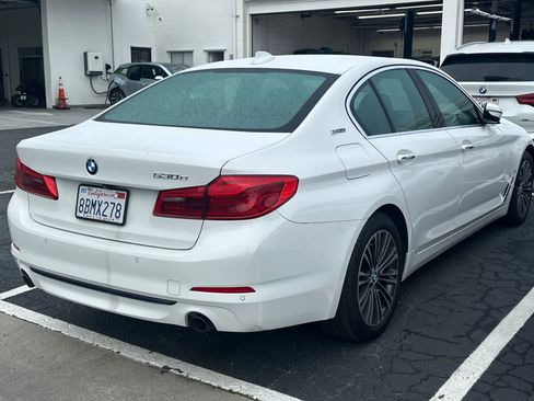 Used 2018 BMW 530e image 2