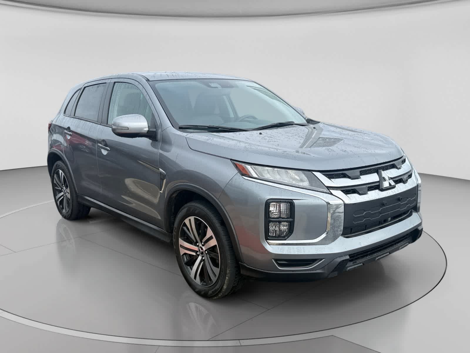 Used 2026 Mitsubishi Outlander Sport SE AWD/4WD image 3