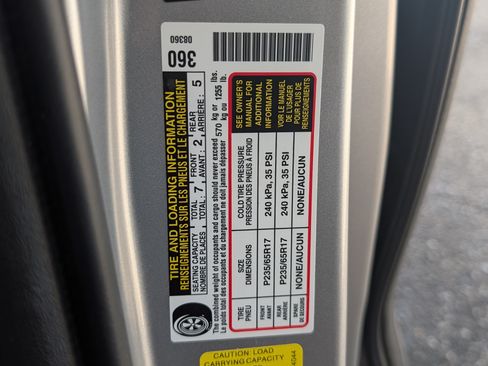 Used 2023 Toyota Sienna XLE FWD image 39
