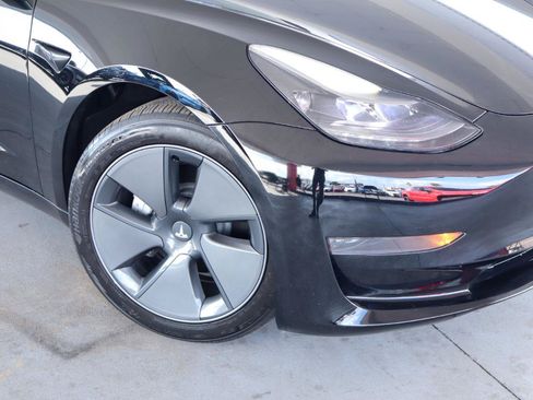 Used 2023 Tesla Model 3 Standard Range RWD image 4