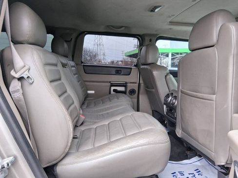 Used 2003 HUMMER H2 w/ Preferred Equipment Group AWD/4WD image 13