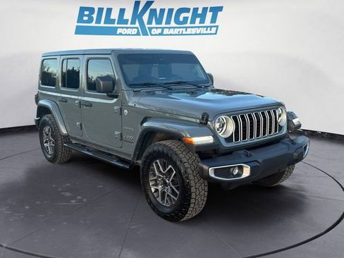 Used 2024 Jeep Wrangler Sahara w/ Technology Group image 7