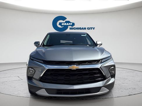 Used 2025 Chevrolet Blazer LT FWD image 6