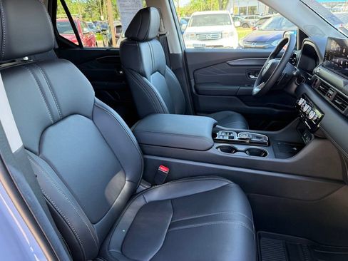 Certified 2026 Honda Pilot Touring image 21