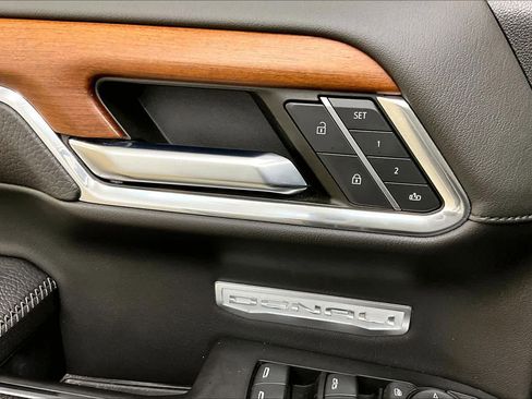 Used 2023 GMC Sierra 1500 Denali w/ Denali Reserve Package image 36