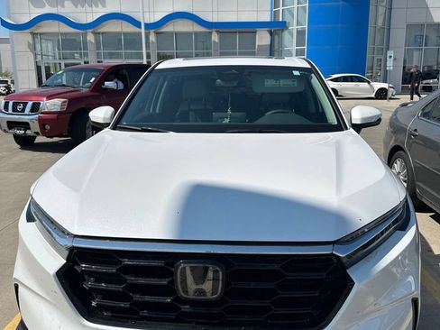Used 2024 Honda CR-V EX image 2