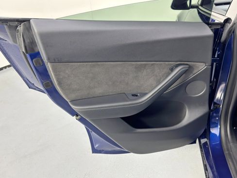 Used 2021 Tesla Model Y Performance image 48