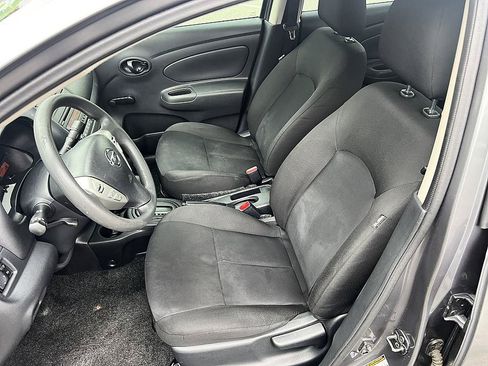Used 2018 Nissan Versa S Plus FWD image 13