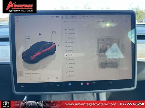 Used 2023 Tesla Model Y Long Range image 33