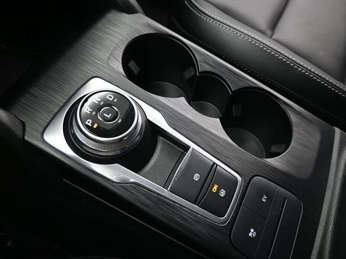 Certified 2022 Ford Escape SEL w/ Technology Package image 17