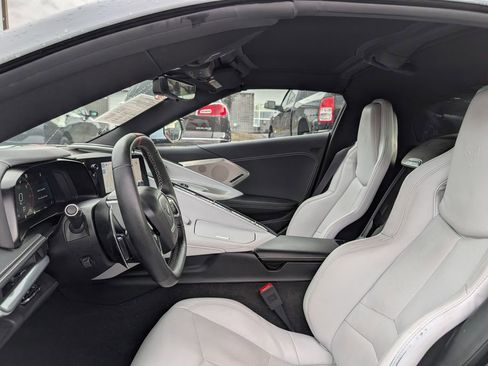 Used 2023 Chevrolet Corvette Stingray Preferred Cpe w/ Battery Protection Package image 9