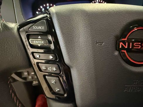 Used 2023 Nissan Frontier PRO-4X w/ Pro Convenience Package AWD/4WD image 20