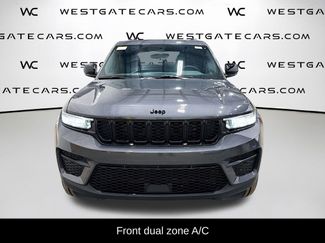 New 2025 Jeep Grand Cherokee Altitude video 4