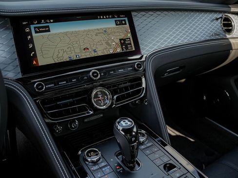 New 2025 Bentley Flying Spur Plug-In Hybrid AWD/4WD image 26