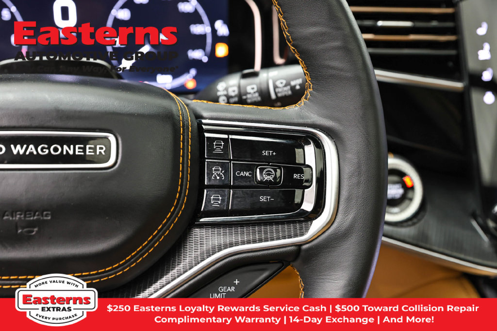 Used 2025 Jeep Grand Wagoneer Series III w/ Rear Seat Video Group 1 AWD/4WD image 16