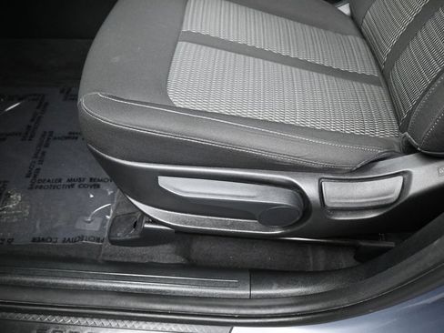 Used 2023 Kia Sorento LX FWD image 16