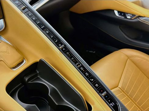 Used 2020 Chevrolet Corvette Stingray Preferred Conv w/ 2LT Preferred Equipment Group RWD image 16