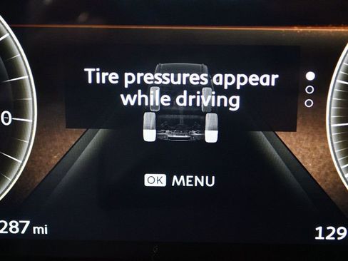 Used 2025 INFINITI QX80 Sensory image 45