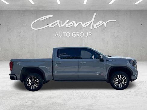 Used 2024 GMC Sierra 1500 AT4 w/ Technology Package AWD/4WD image 21