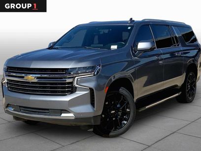 Used 2022 Chevrolet Suburban LT w/ LT Signature Package