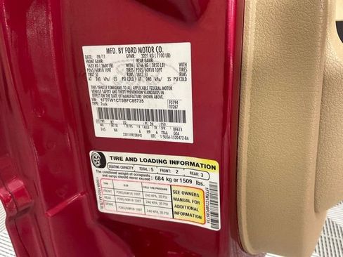 Used 2011 Ford F150 Lariat w/ Lariat Chrome Pkg image 27