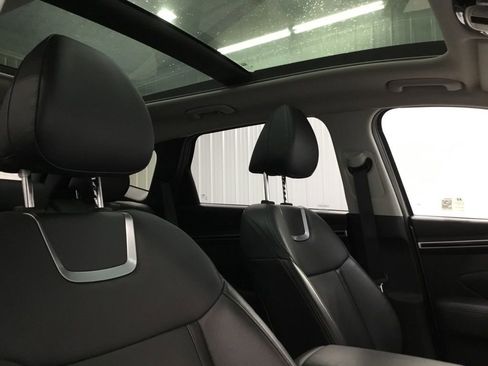 Used 2024 Hyundai Tucson Limited image 26