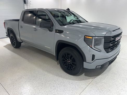 Used 2024 GMC Sierra 1500 Elevation image 7