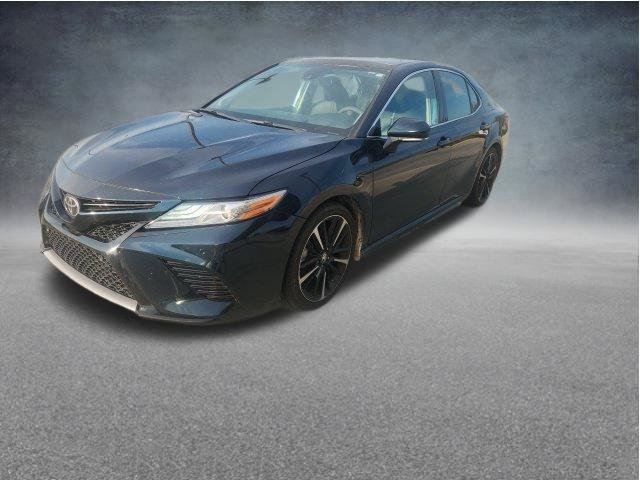 Used 2018 Toyota Camry XSE FWD image 11