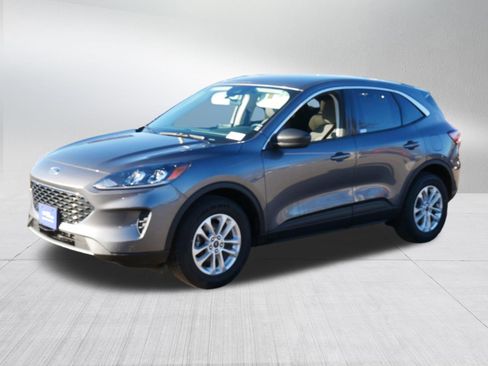 Certified 2022 Ford Escape SE w/ Convenience Package AWD/4WD image 3