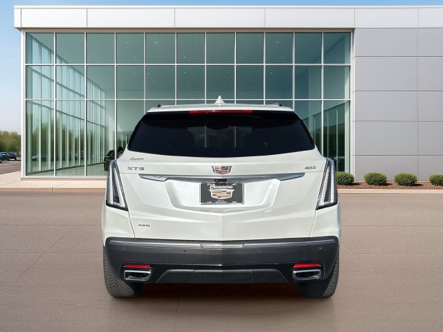 Used 2023 Cadillac XT5 Sportv w/ Technology Package AWD/4WD image 6