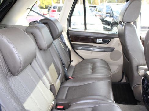 Used 2011 Land Rover Range Rover Sport HSE LUX image 20