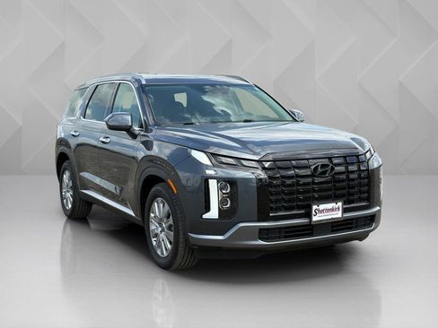 Used 2025 Hyundai Palisade SEL FWD image 3