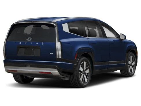 New 2026 Hyundai Ioniq 9 SE image 2