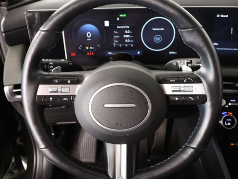 Certified 2025 Hyundai Santa Cruz Limited AWD/4WD image 3