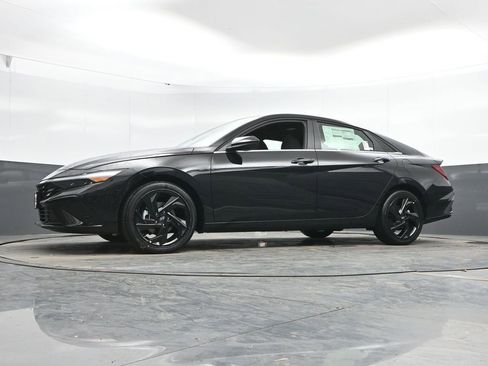 New 2026 Hyundai Elantra SEL Sport Premium FWD image 44