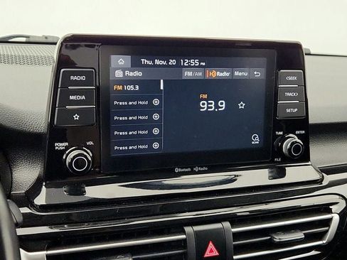 Used 2021 Kia Seltos EX image 17