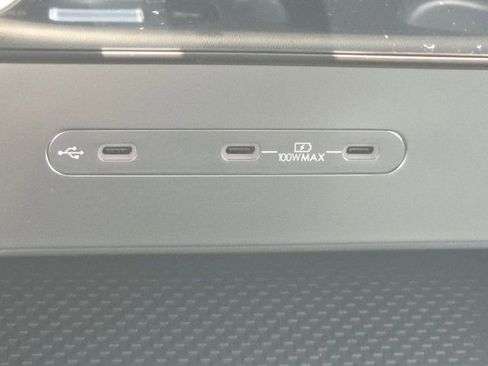 New 2026 Hyundai Ioniq 9 Limited image 9