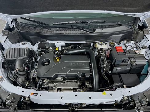 New 2026 Chevrolet Equinox RS w/ Safety and Technology Package image 29