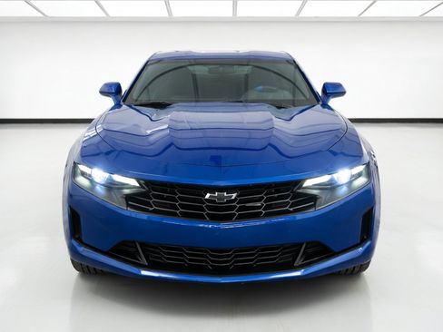 Used 2023 Chevrolet Camaro LT w/ Technology Package RWD image 2