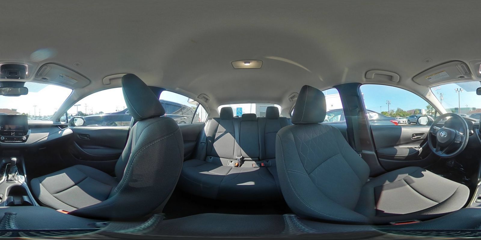 Used 2025 Toyota Corolla LE FWD image 39
