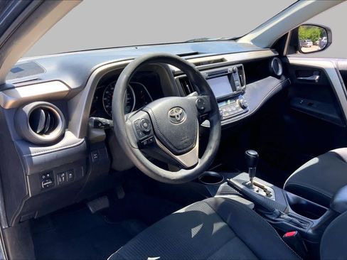 Used 2014 Toyota RAV4 XLE AWD/4WD image 16